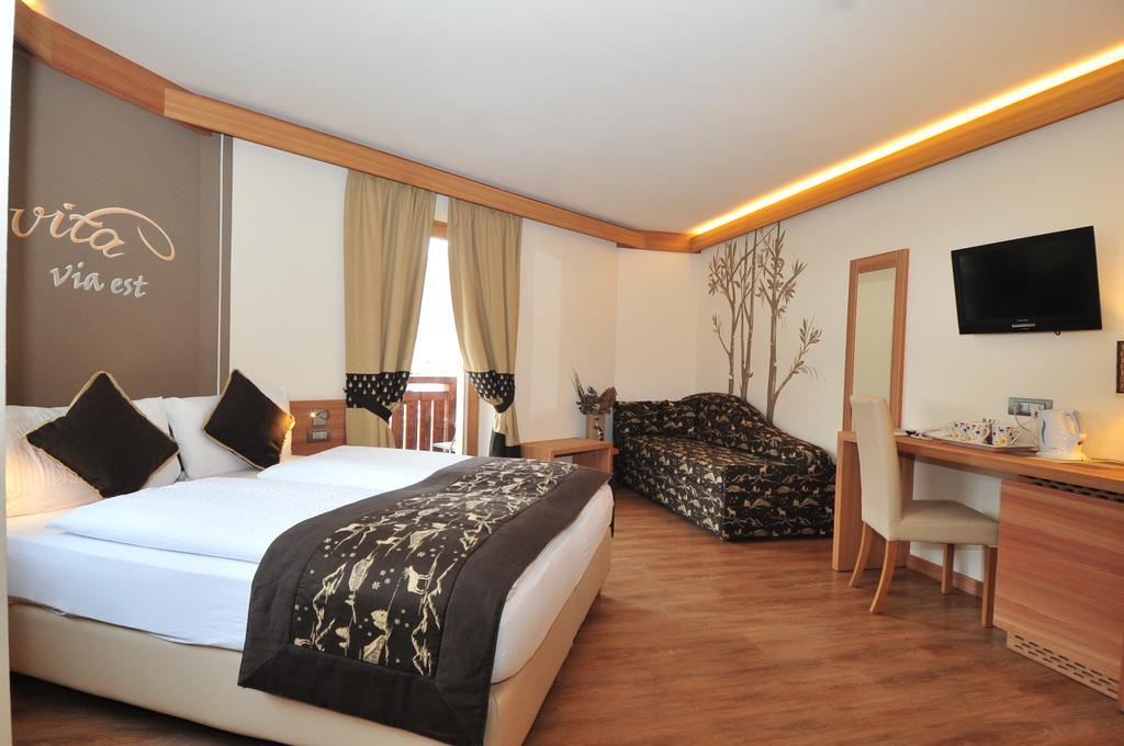 Hotel Bondi Livigno Exterior foto