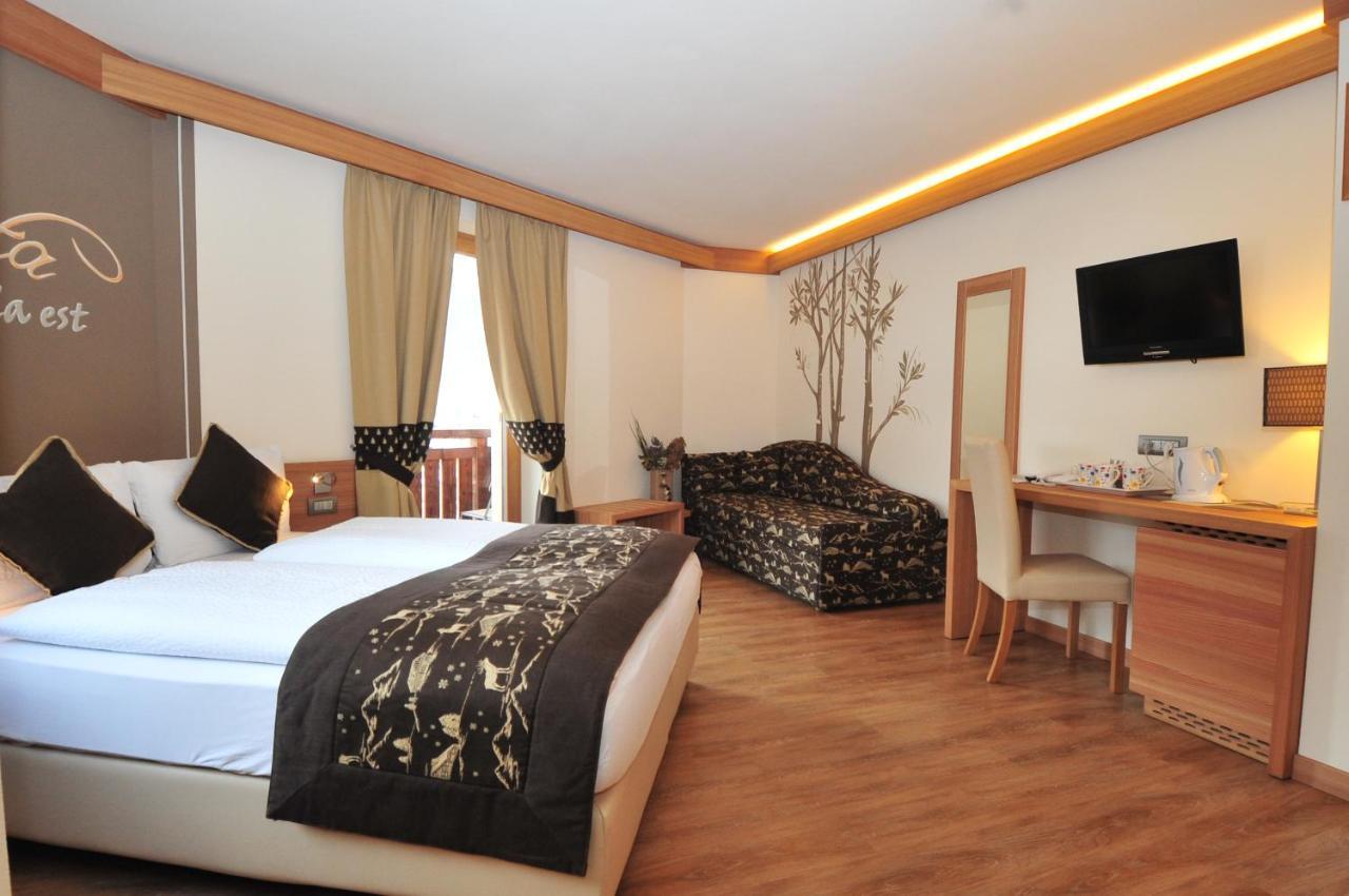 Hotel Bondi Livigno Exterior foto