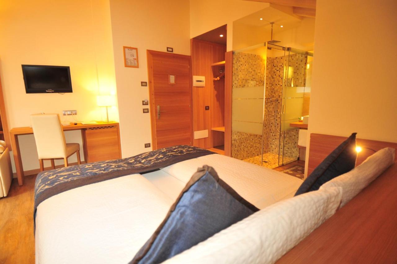 Hotel Bondi Livigno Exterior foto
